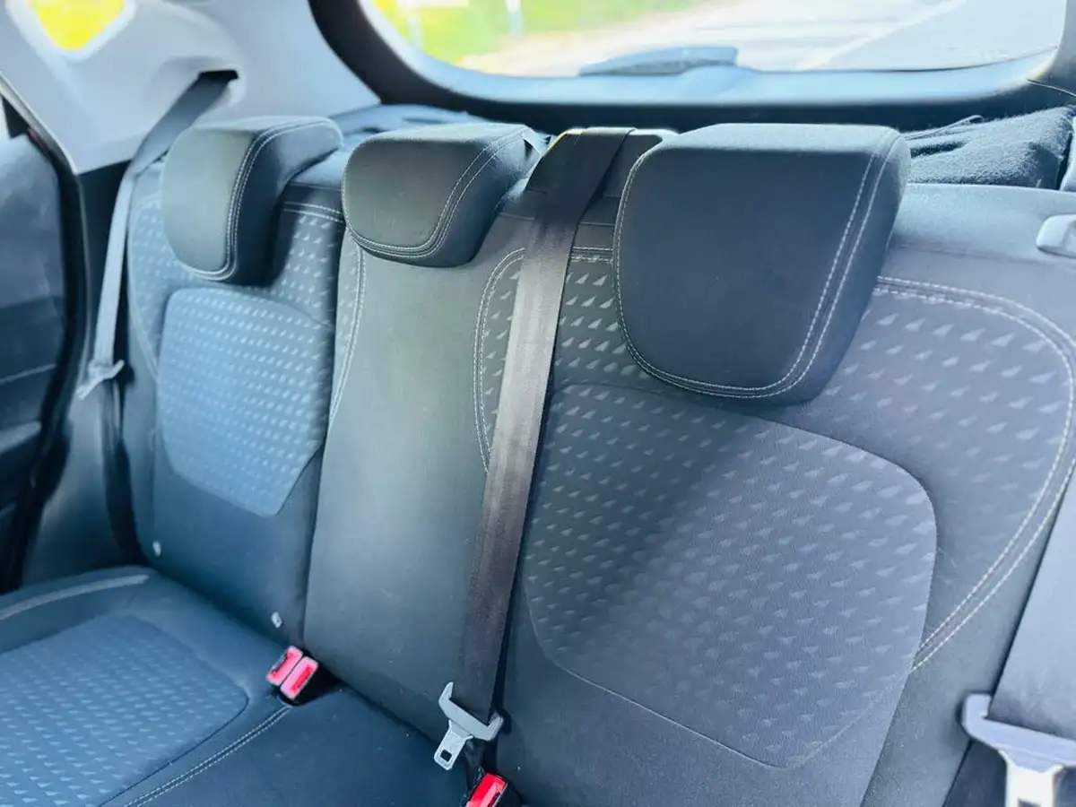 2018-ford-fiesta-11-ti-vct-zetec-bo-play-series-5d-big-32