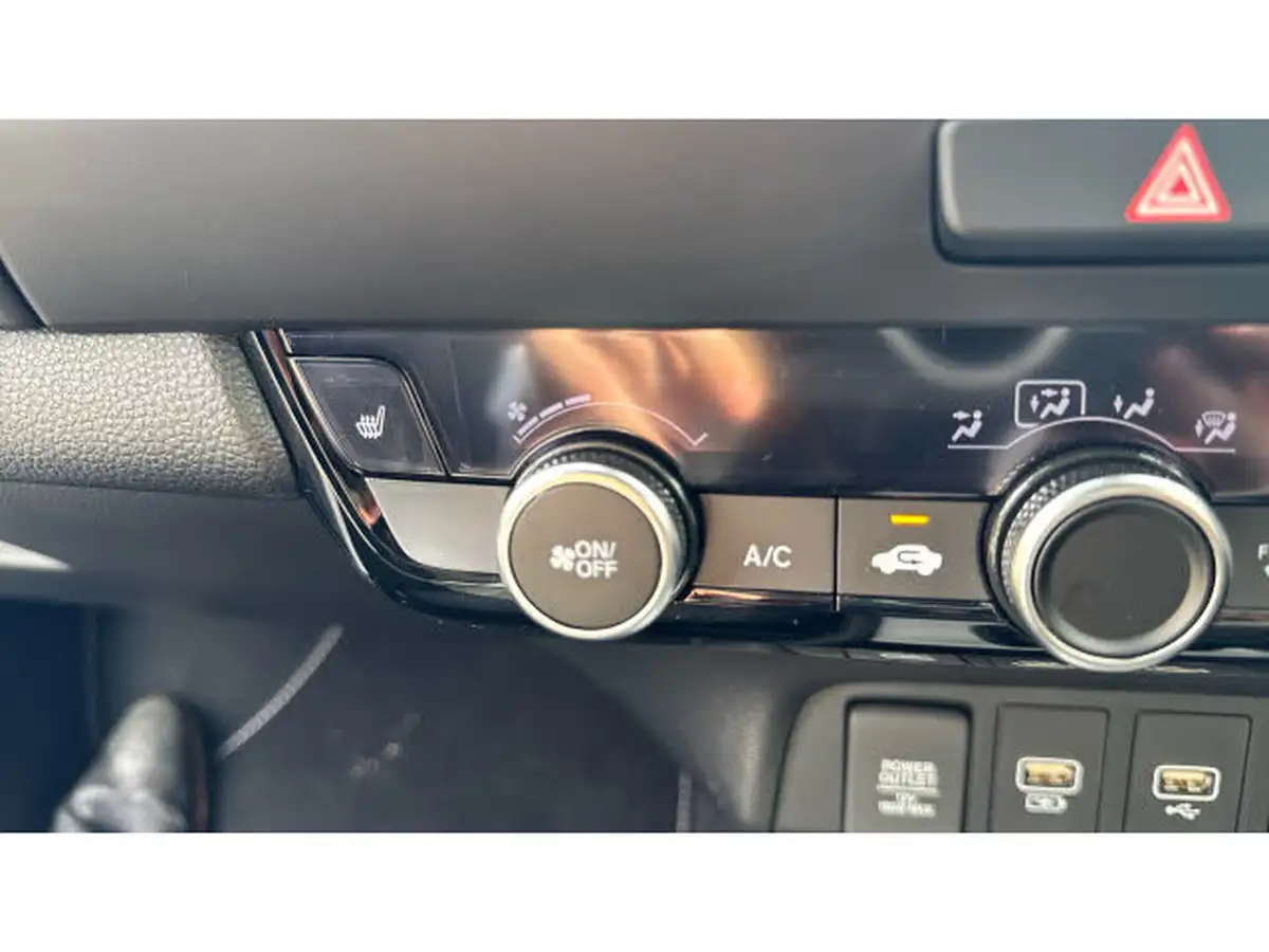 2025-honda-jazz-15-i-mmd-advance-big-30