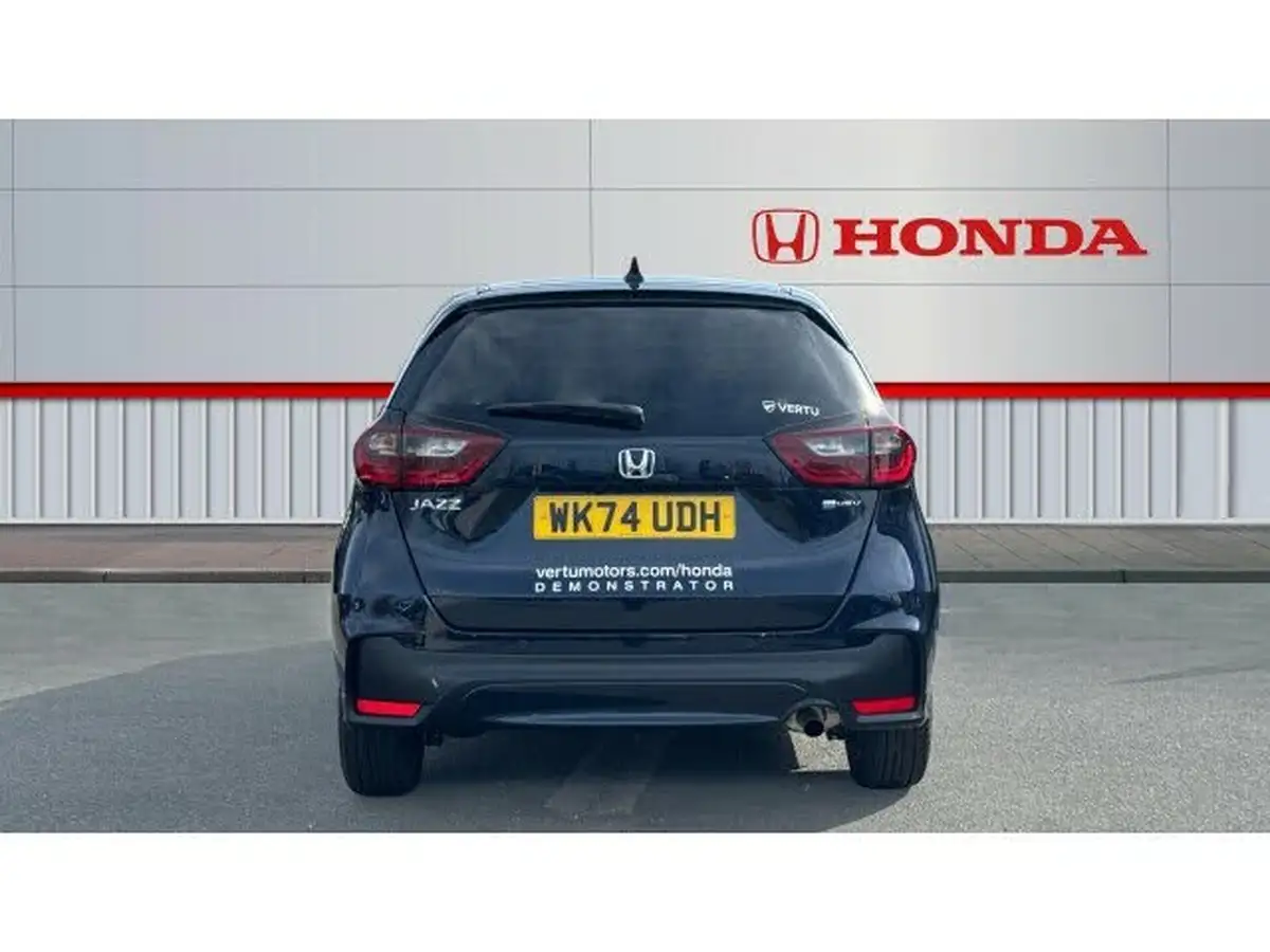 2025-honda-jazz-15-i-mmd-advance-big-6