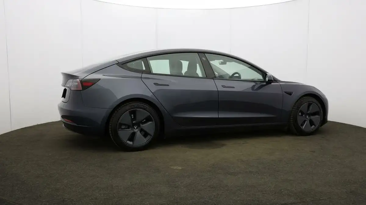 2021-tesla-model-3-e-standard-plus-big-53