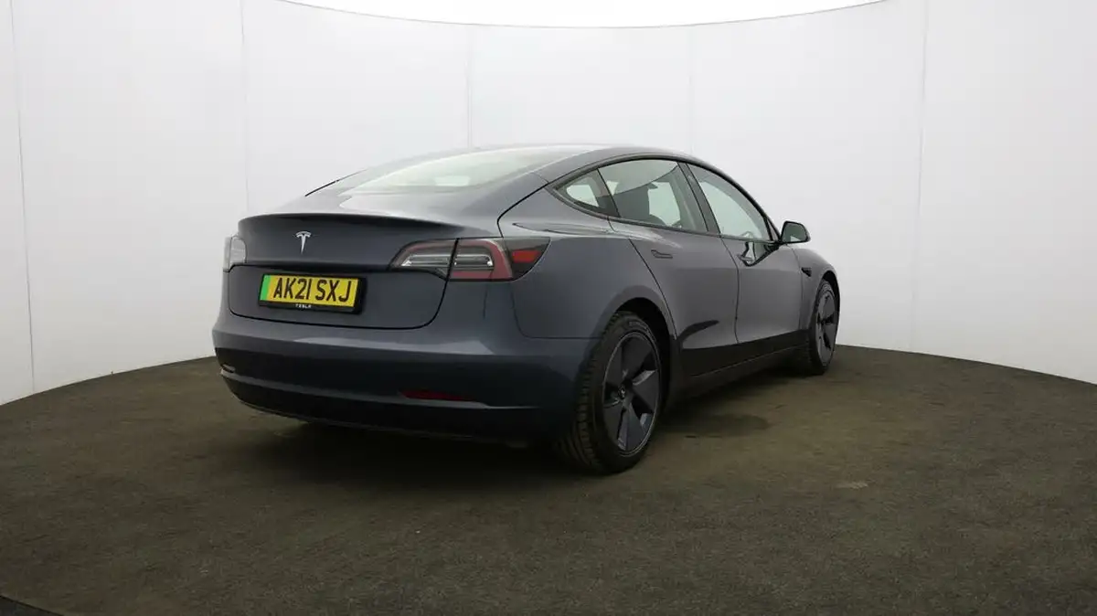 2021-tesla-model-3-e-standard-plus-big-57