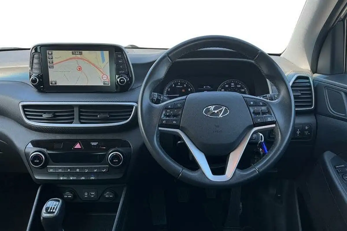 2019-hyundai-tucson-16-gdi-se-nav-big-10