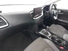 2022-kia-xceed-15-t-gdi-3-small-4