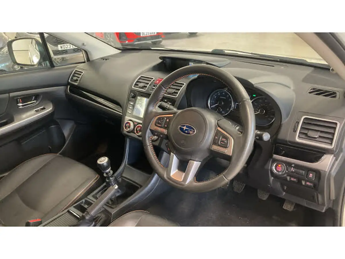 2016-subaru-xv-20i-se-premium-big-10