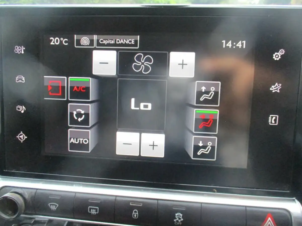 2017-citroen-c4-cactus-12-puretech-flair-82ps-big-23