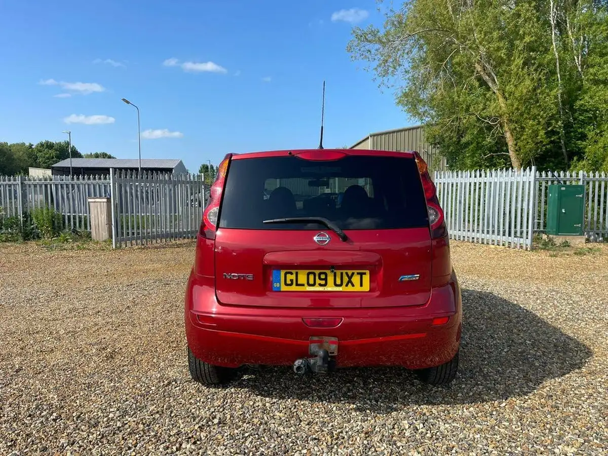 2009-nissan-note-15td-n-tec-big-6