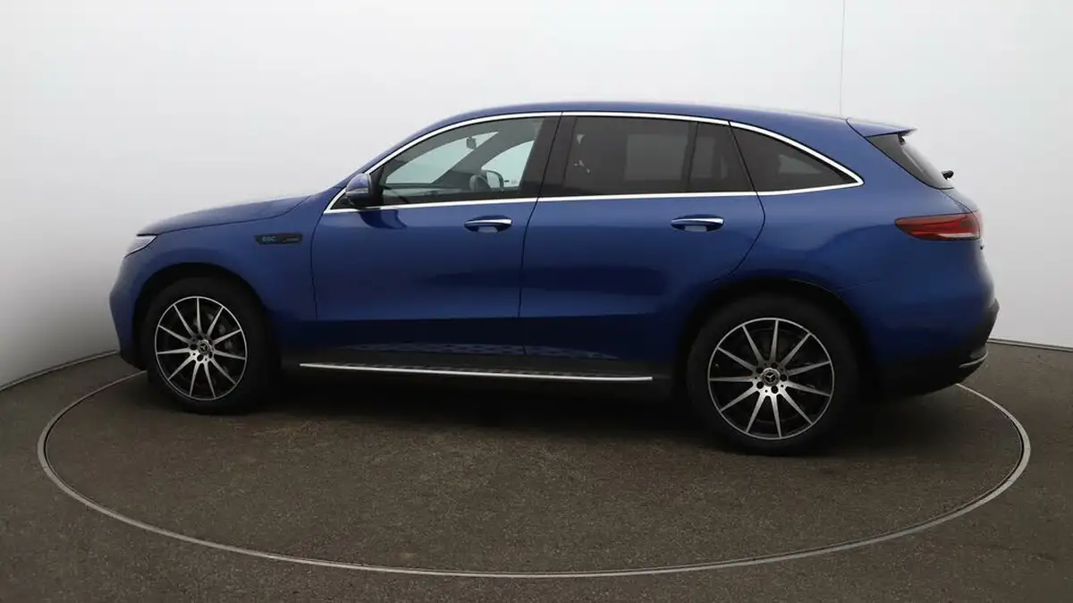 2022-mercedes-benz-eqc-e-eqc-400-amg-line-big-57