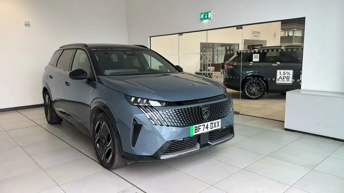 2024-peugeot-5008-suv-big-0