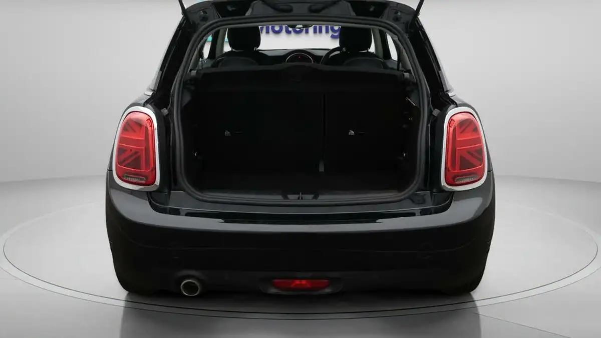 2020-mini-cooper-15-cooper-classic-hatchback-3d-auto-big-17