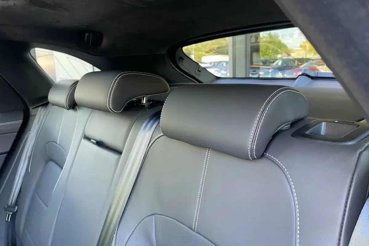 2024-jaguar-f-pace-20-d200-r-dynamic-hse-black-big-51