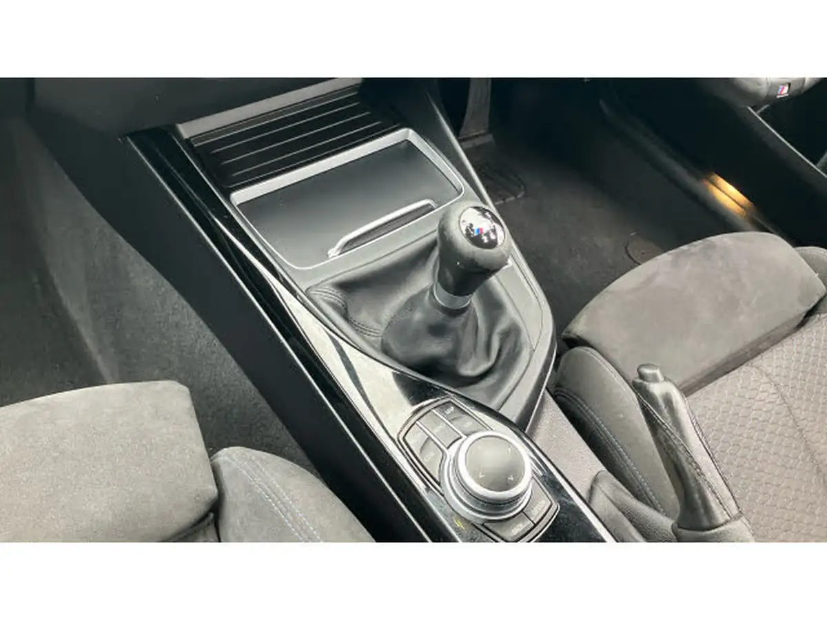 2017-bmw-1-series-15-118i-m-sport-shadow-edition-3d-big-12