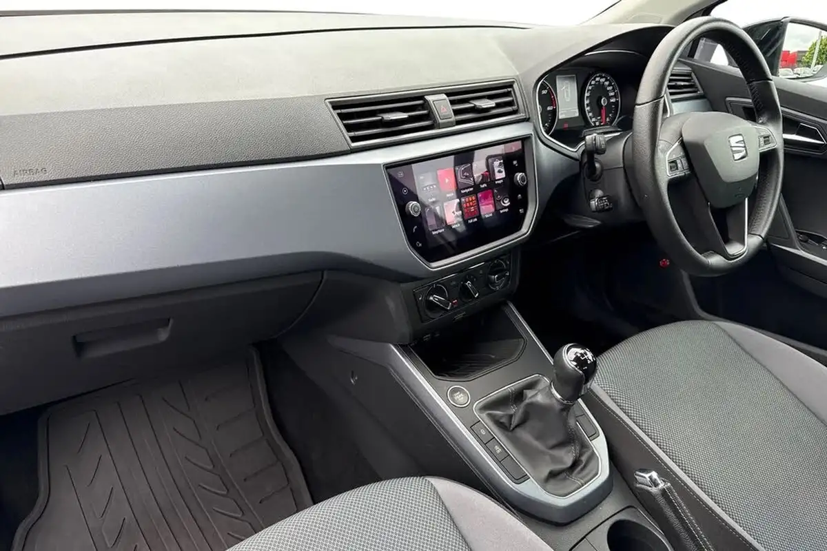 2019-seat-arona-16tdi-se-technology-lux-115ps-ss-big-14