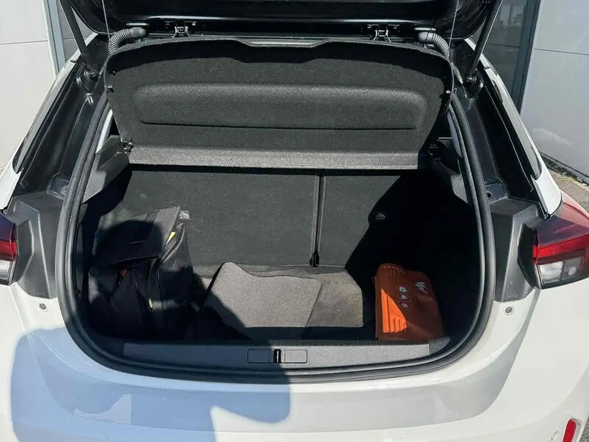 2022-vauxhall-corsa-12i-elite-edition-big-17
