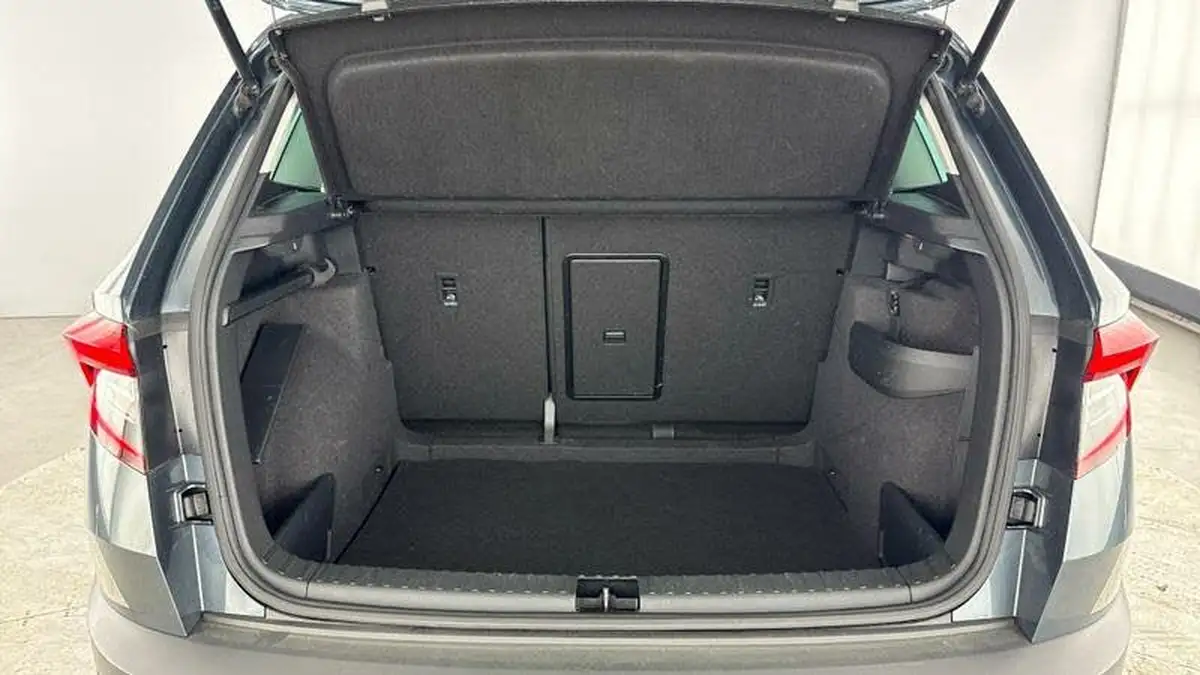 2021-skoda-karoq-15-tsi-se-drive-big-29