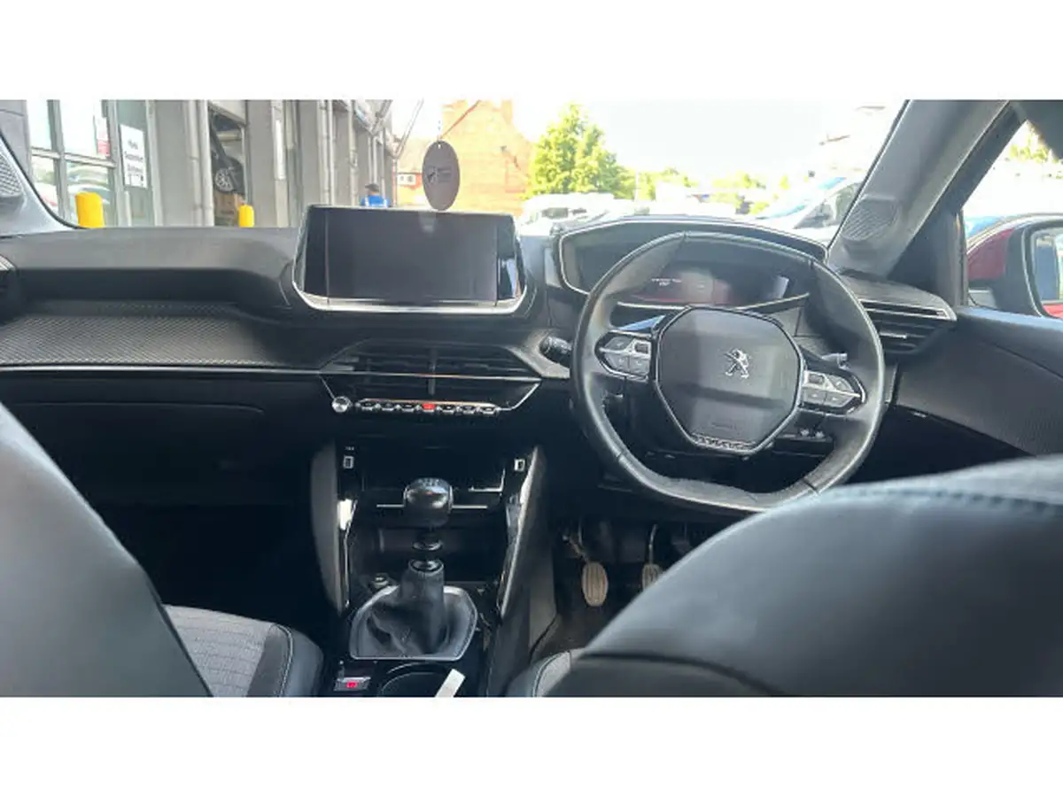 2021-peugeot-208-12-puretech-allure-premium-100bhp-big-9