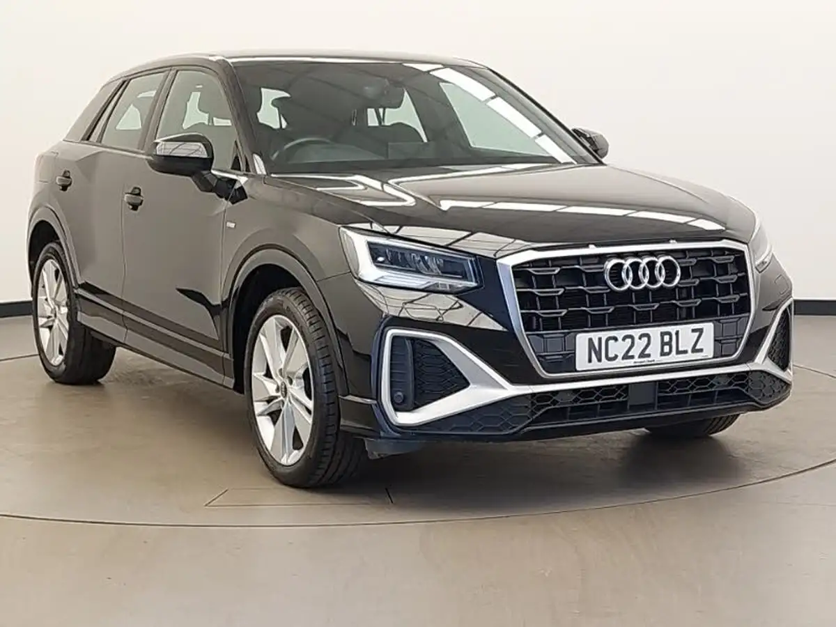 2022-audi-q2-15-35-tfsi-s-line-tronic-big-0