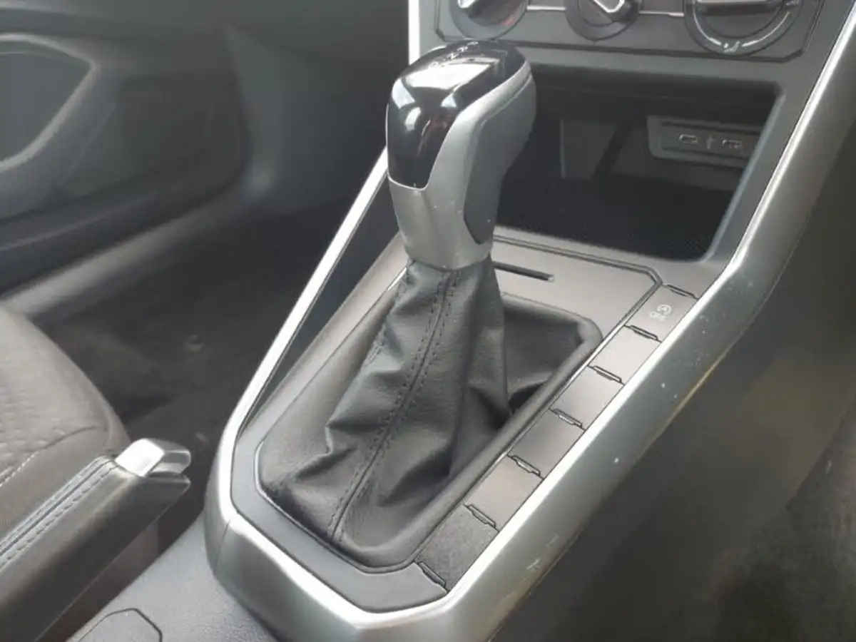 2022-volkswagen-polo-10-tsi-life-dsg-big-18