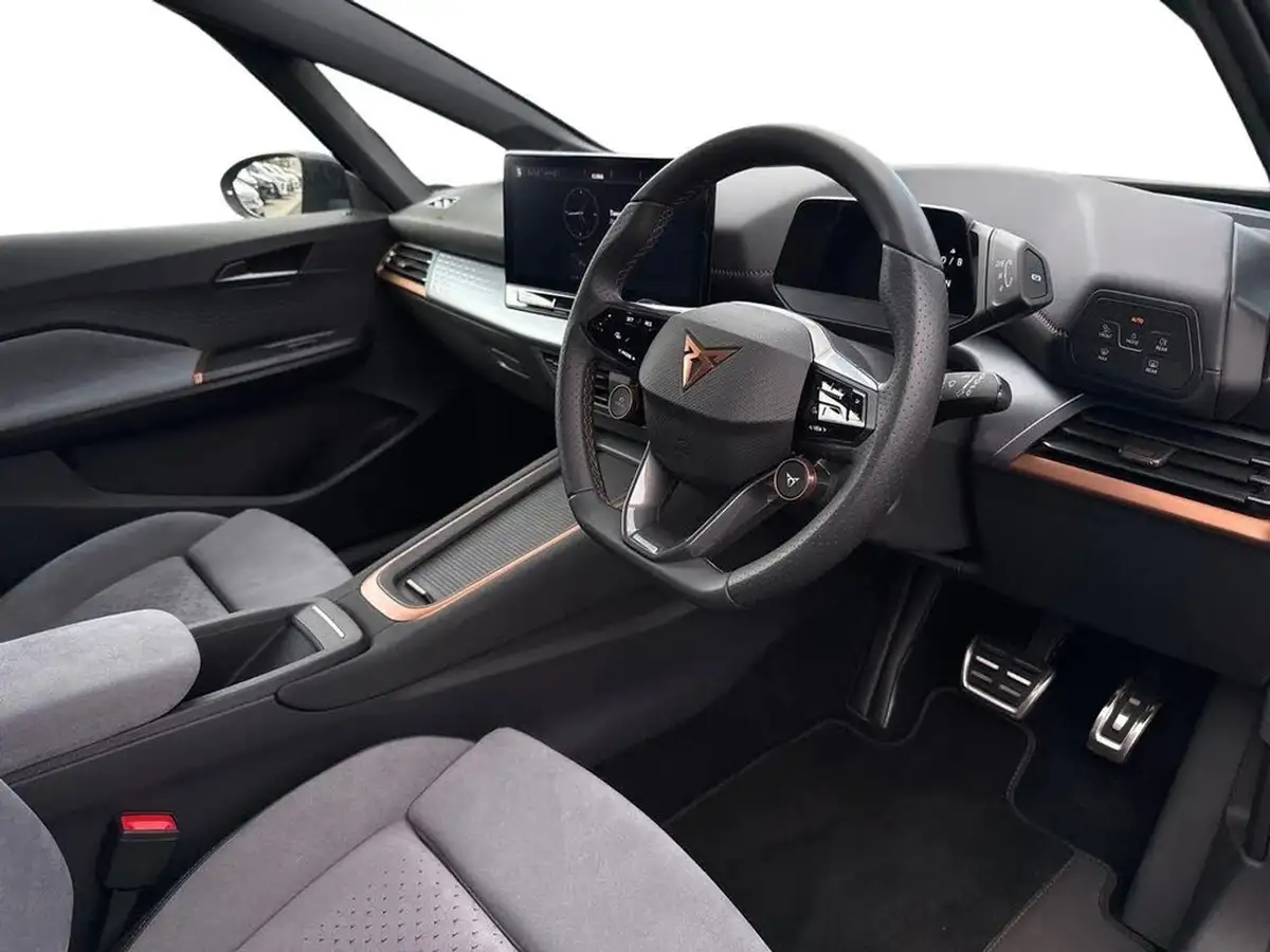 2024-cupra-born-e-v3-230ps-77kwh-e-boost-big-6