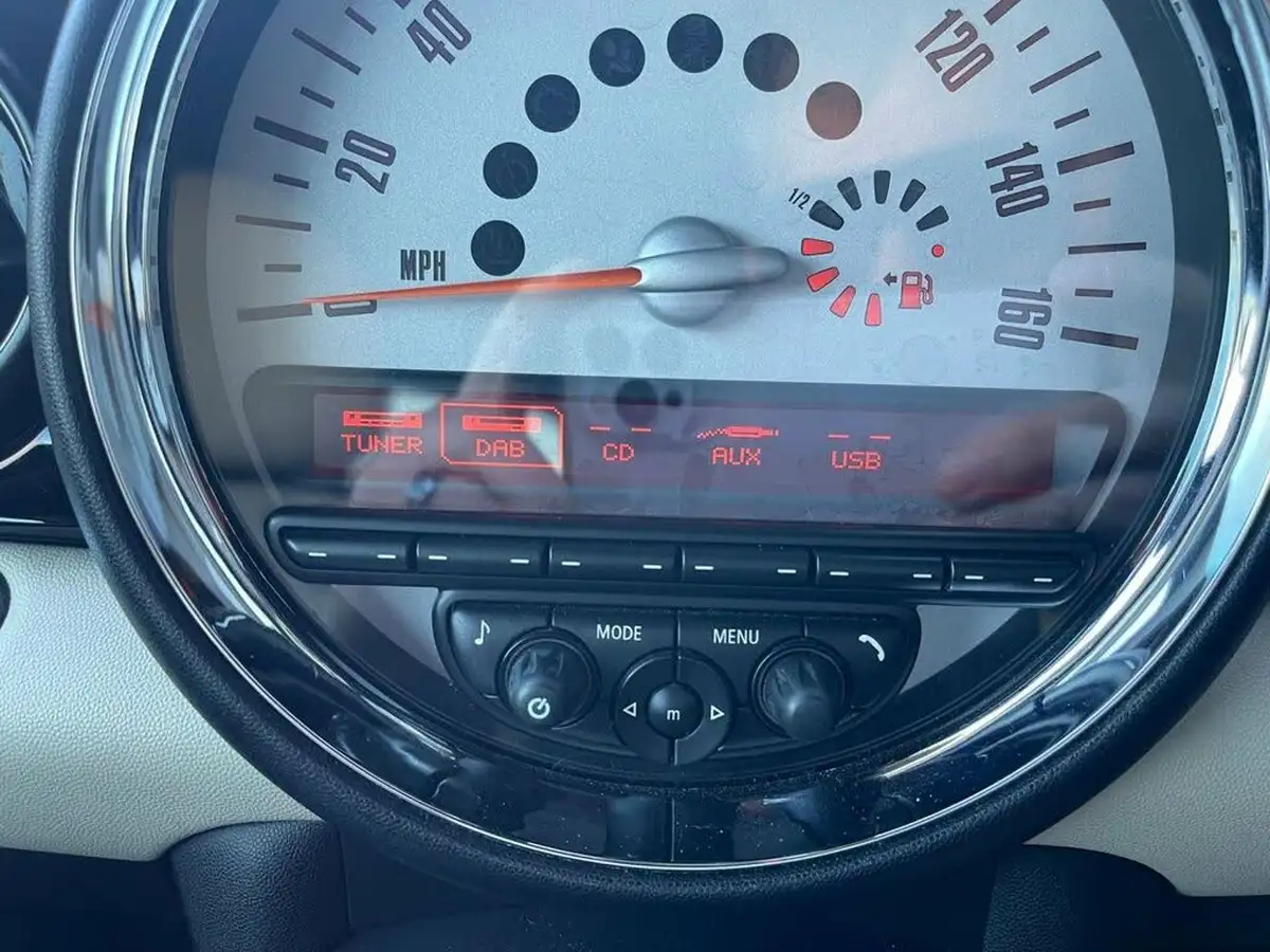 2011-mini-cooper-20td-cooper-sd-hatchback-3d-big-8