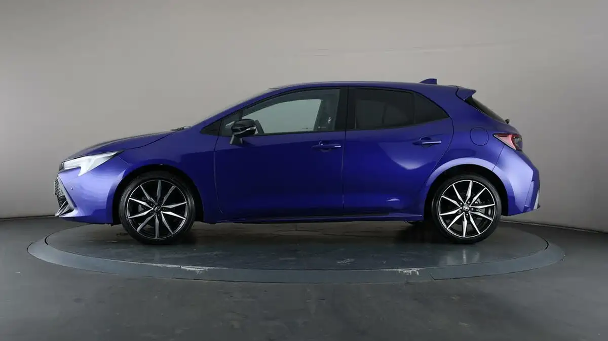 2024-toyota-corolla-18-vvt-i-gr-sport-hatchback-big-30