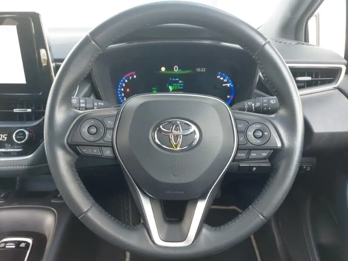 2022-toyota-corolla-20-vvt-i-icon-tech-hatchback-big-2