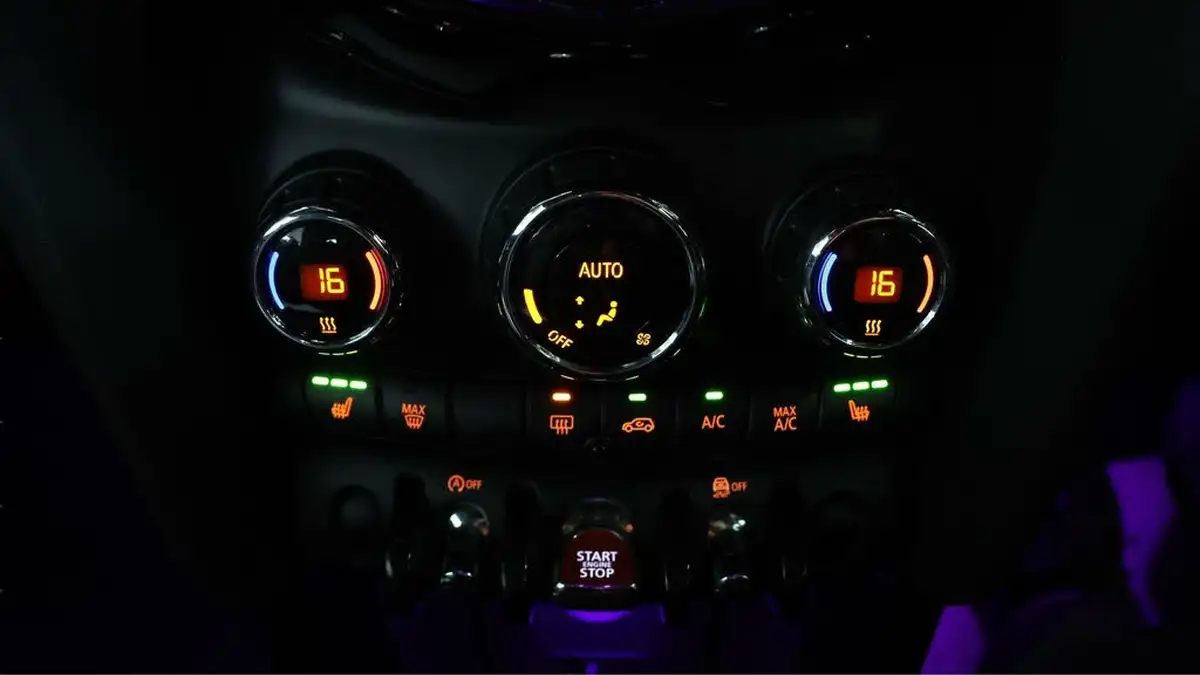2020-mini-cooper-20-cooper-s-classic-189bhp-convertible-2d-big-12