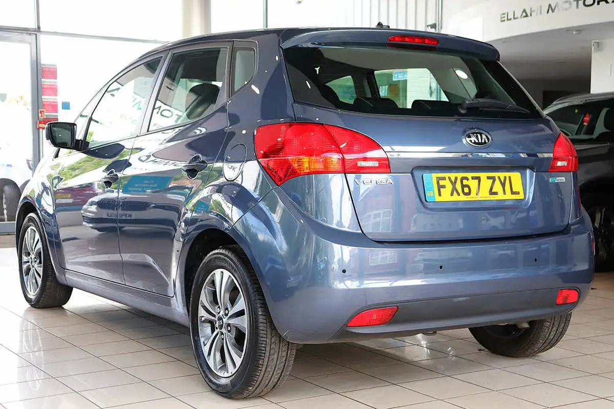 2017-kia-venga-14-2-big-5