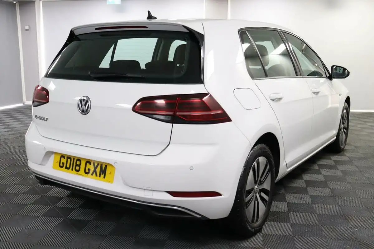 2018-volkswagen-golf-e-e-golf-big-8
