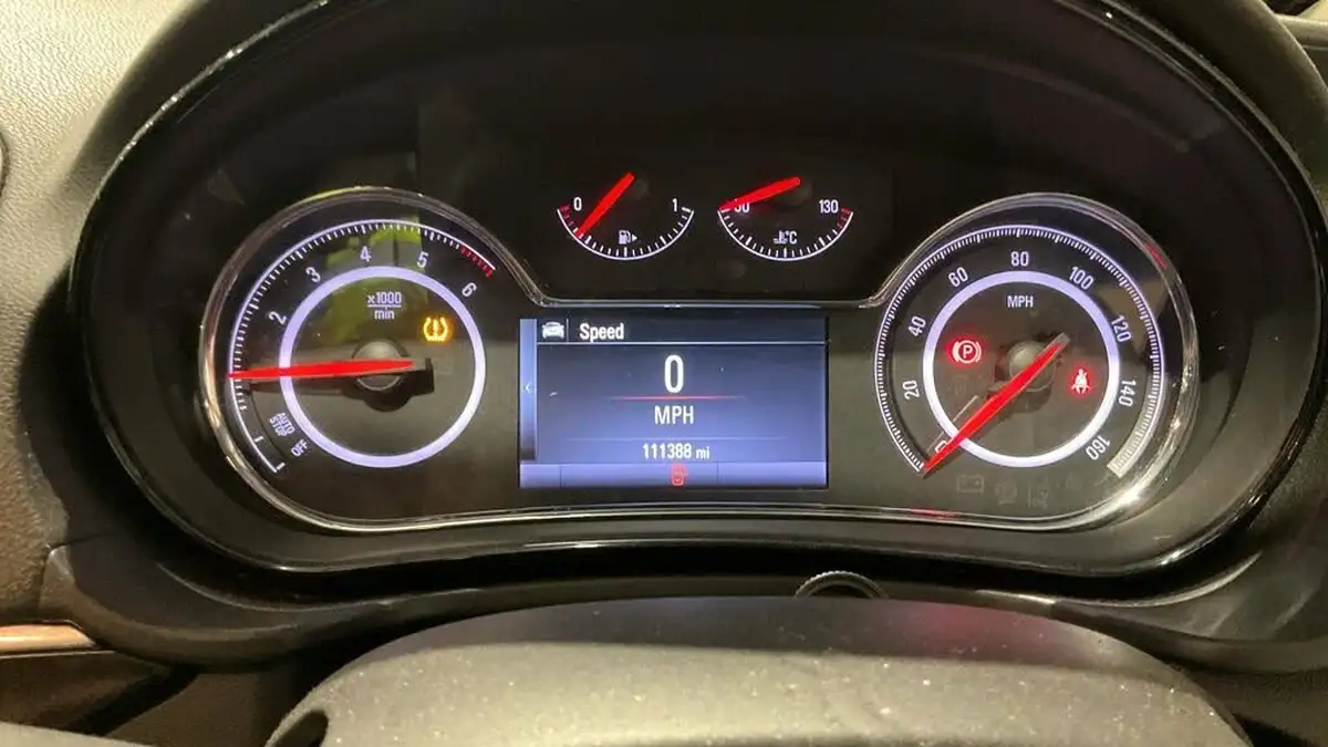 2015-vauxhall-insignia-20cdti-sri-140ps-navss-ecoflex-hatchback-5d-big-15
