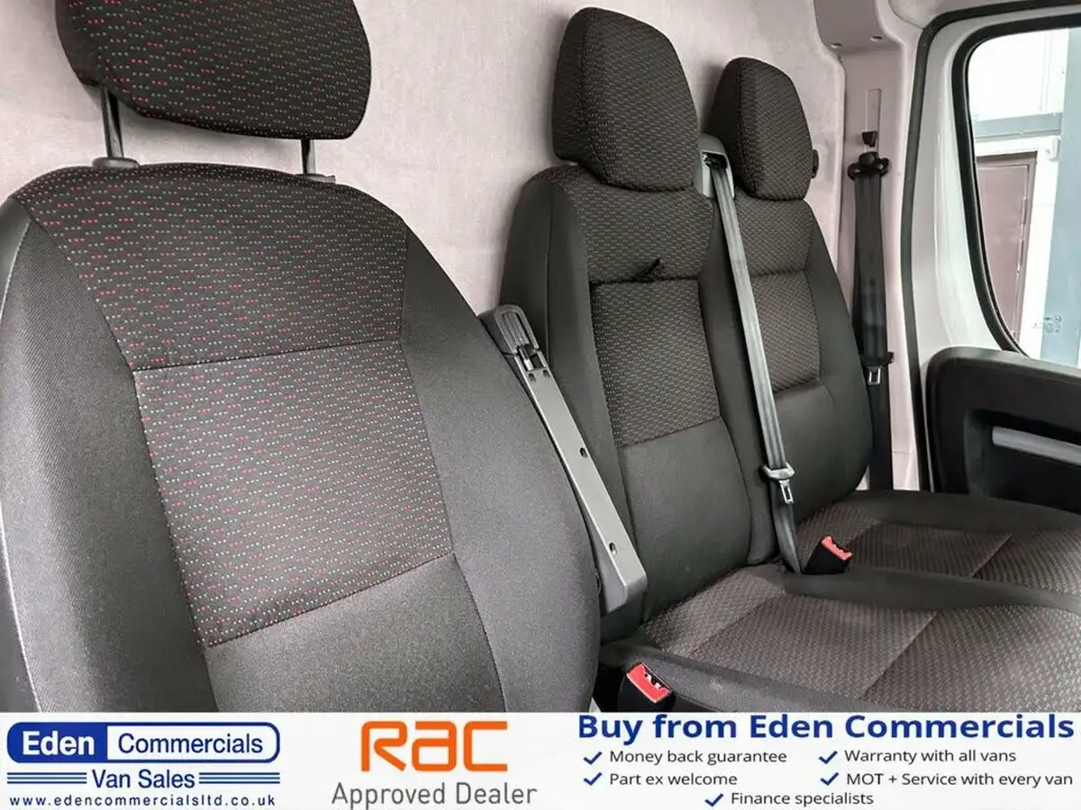 2022-citroen-relay-22bluehdi-35-l3h2-enterprise-panel-big-9