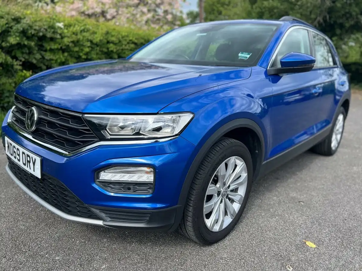 2020-volkswagen-t-roc-15-tsi-se-big-9
