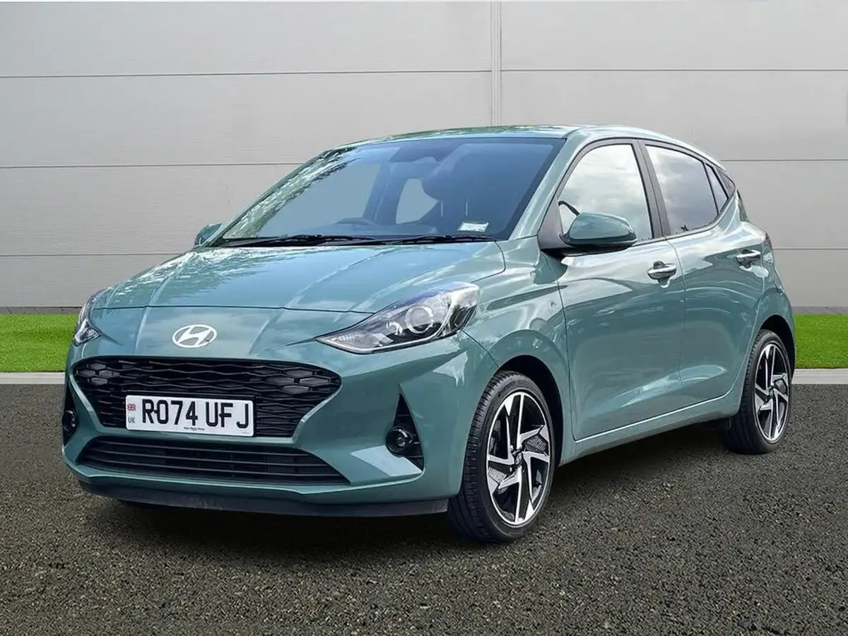 2024-hyundai-i10-12-premium-79ps-auto-big-2