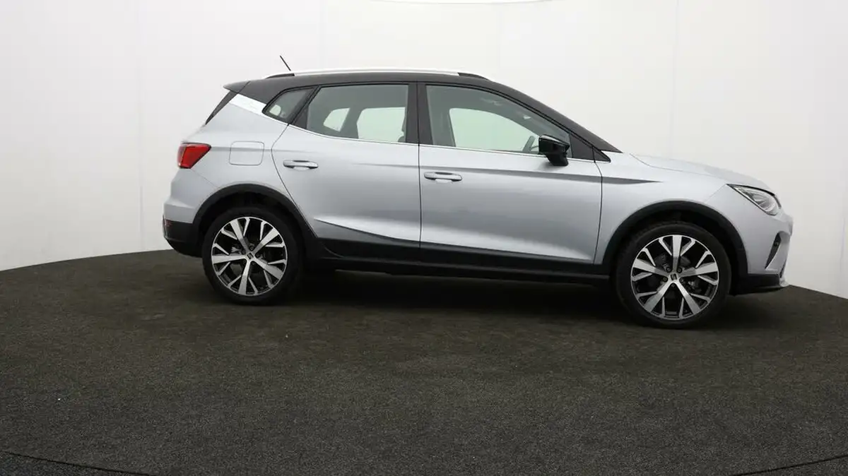 2023-seat-arona-10-tsi-xperience-lux-110ps-big-56