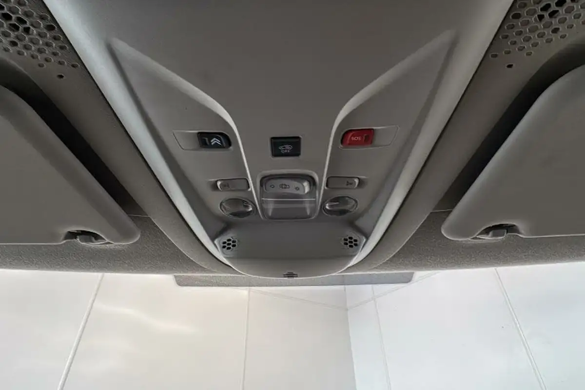 2020-citroen-berlingo-15bluehdi-1000-enterprise-100pseu6dt-e-ss-panel-big-27