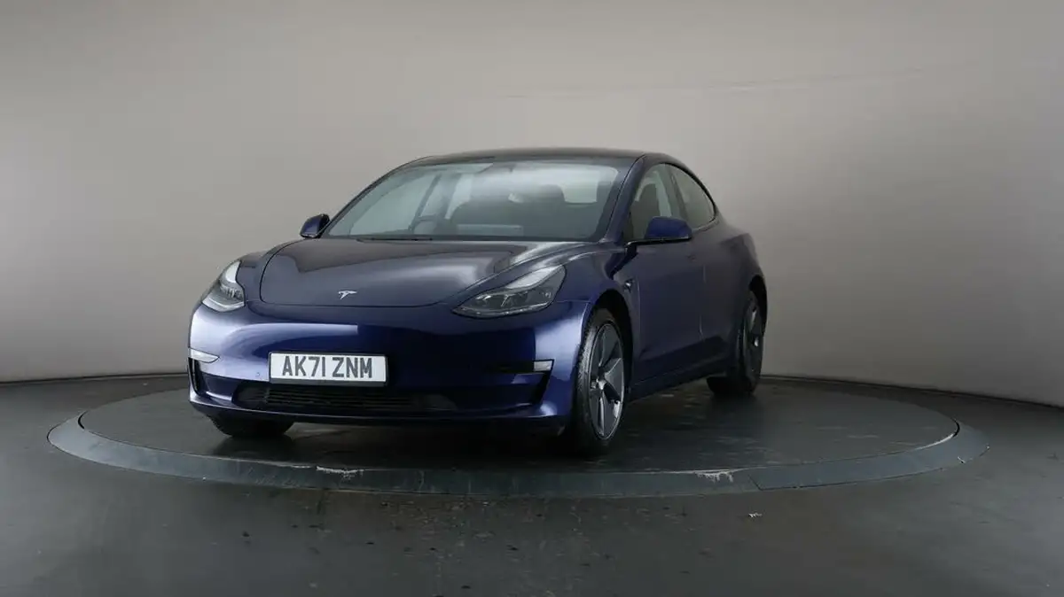 2021-tesla-model-3-e-long-range-awd-big-46