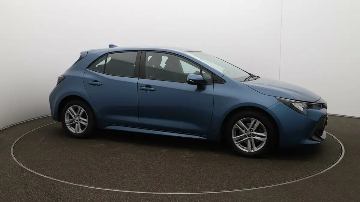 2022-toyota-corolla-18-vvt-i-icon-120bhp-trk-hatchback-5d-big-44