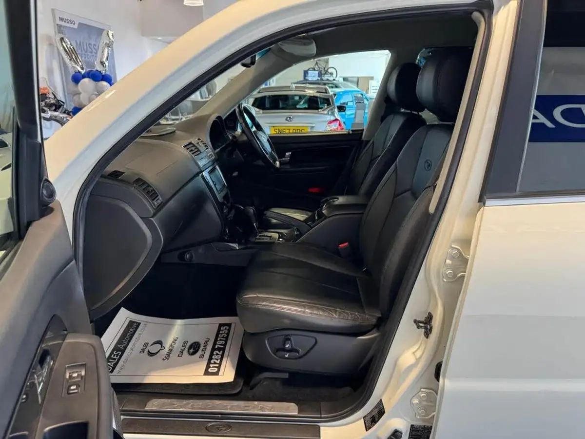 2016-kgm-ssangyong-rexton-w-22td-ex-t-tronic-big-31
