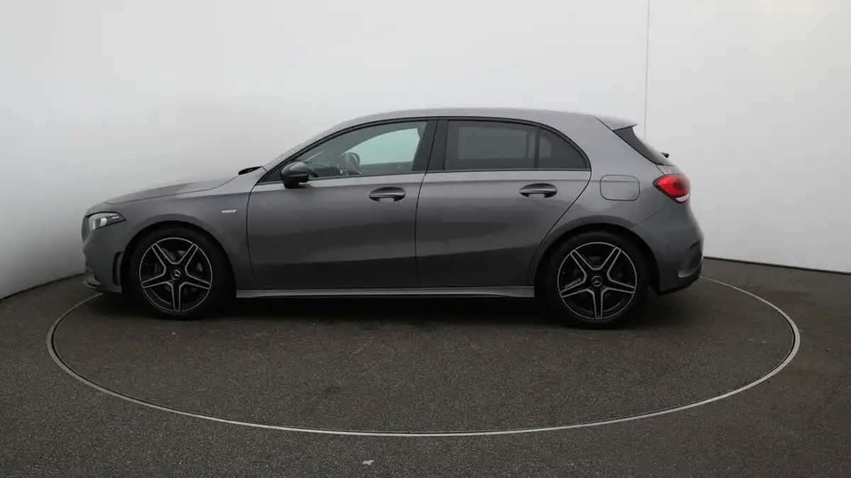 2022-mercedes-benz-a-class-13-a200-amg-line-executive-edition-hatchback-5d-7g-dct-big-63