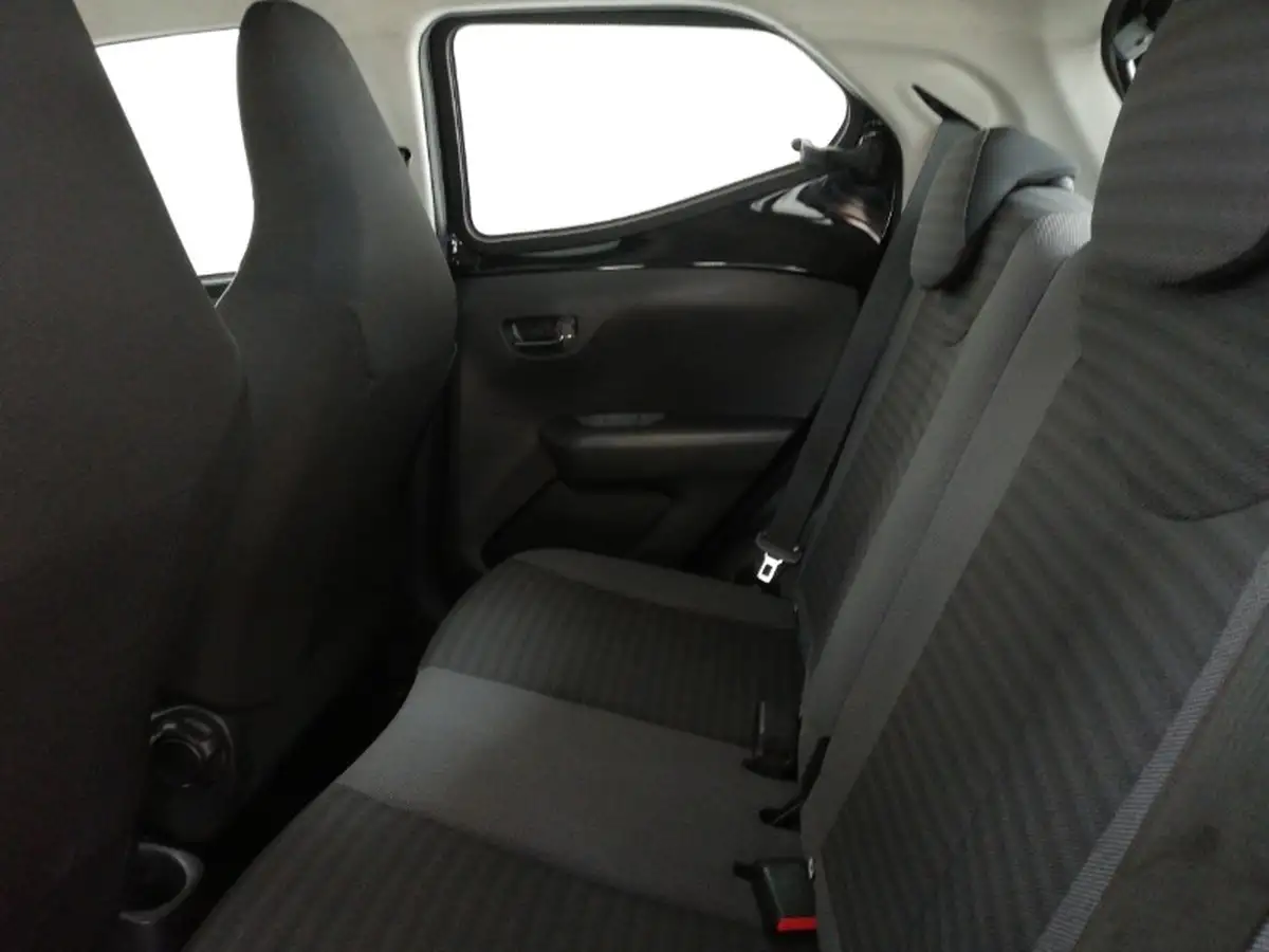 2019-toyota-aygo-10-vvt-i-x-play-big-5