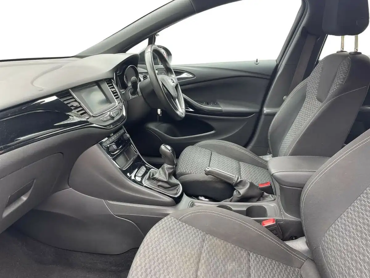 2019-vauxhall-astra-14i-16v-turbo-sri-vx-line-nav-ss-big-9