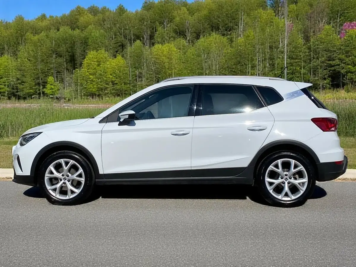 2024-seat-arona-10-tsi-fr-110ps-big-4