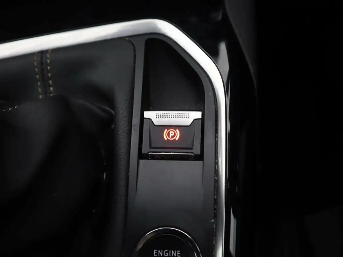 2022-peugeot-3008-suv-15-bluehdi-gt-big-29