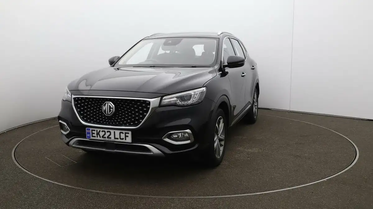 2022-mg-hs-15t-gdi-excite-162ps-big-36