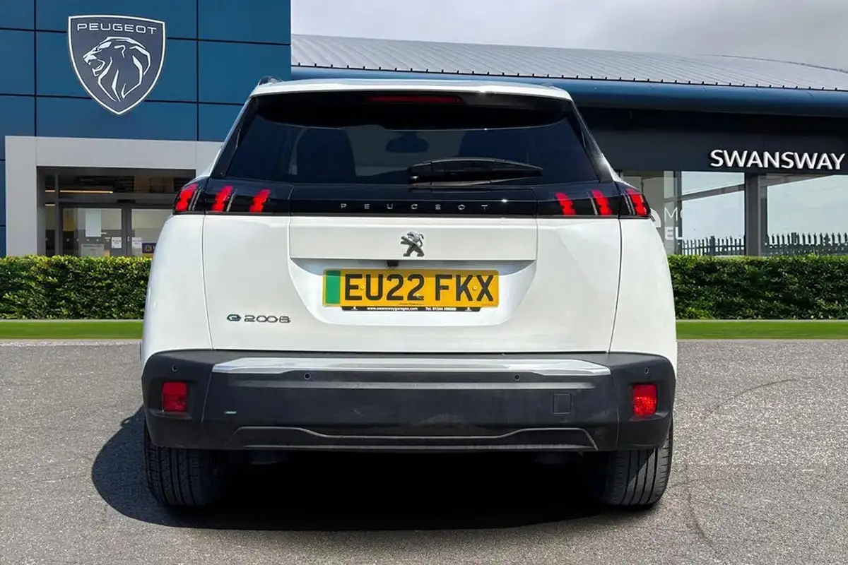 2022-peugeot-2008-suv-e-allure-premium-big-3