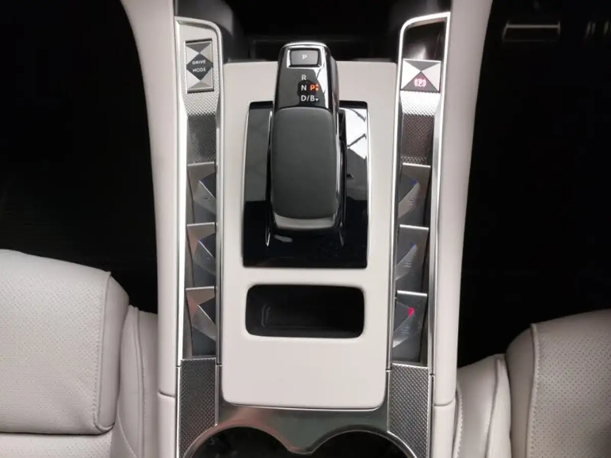 2025-ds-ds-7-e-tense-opera-360ps-4x4-big-18