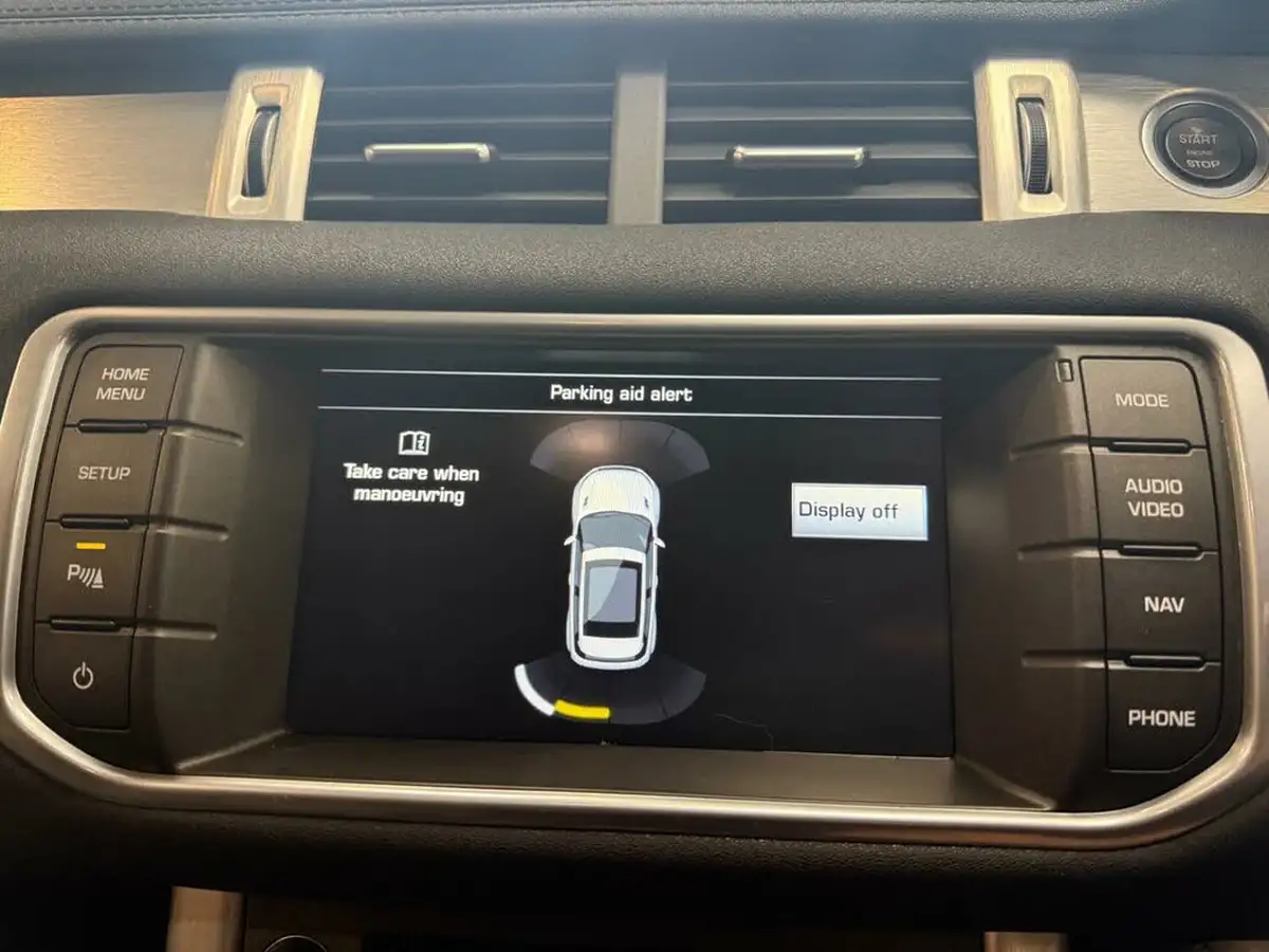 2014-land-rover-range-rover-evoque-22sd4-pure-tech-hatchback-5d-auto-big-20