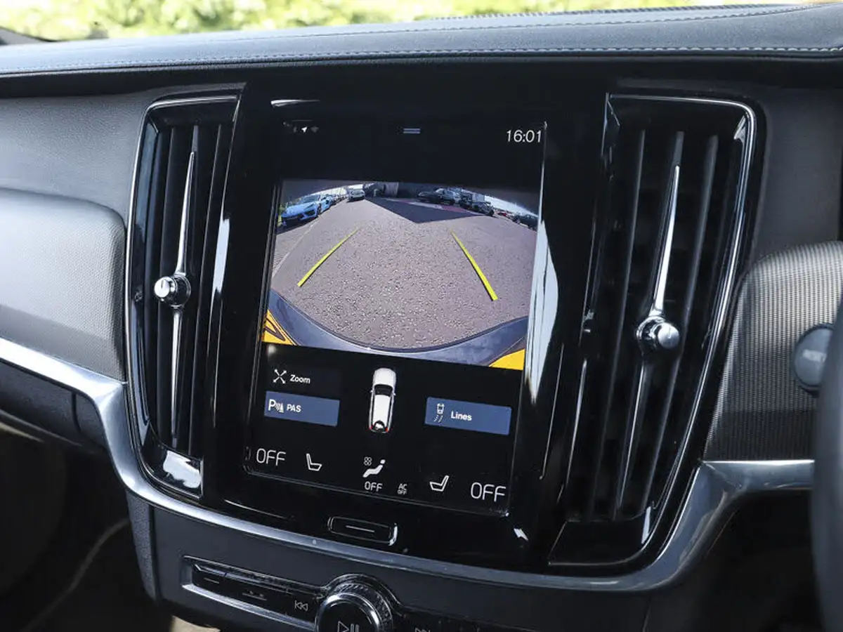 2020-volvo-v90-20td-d4-r-design-plus-big-14