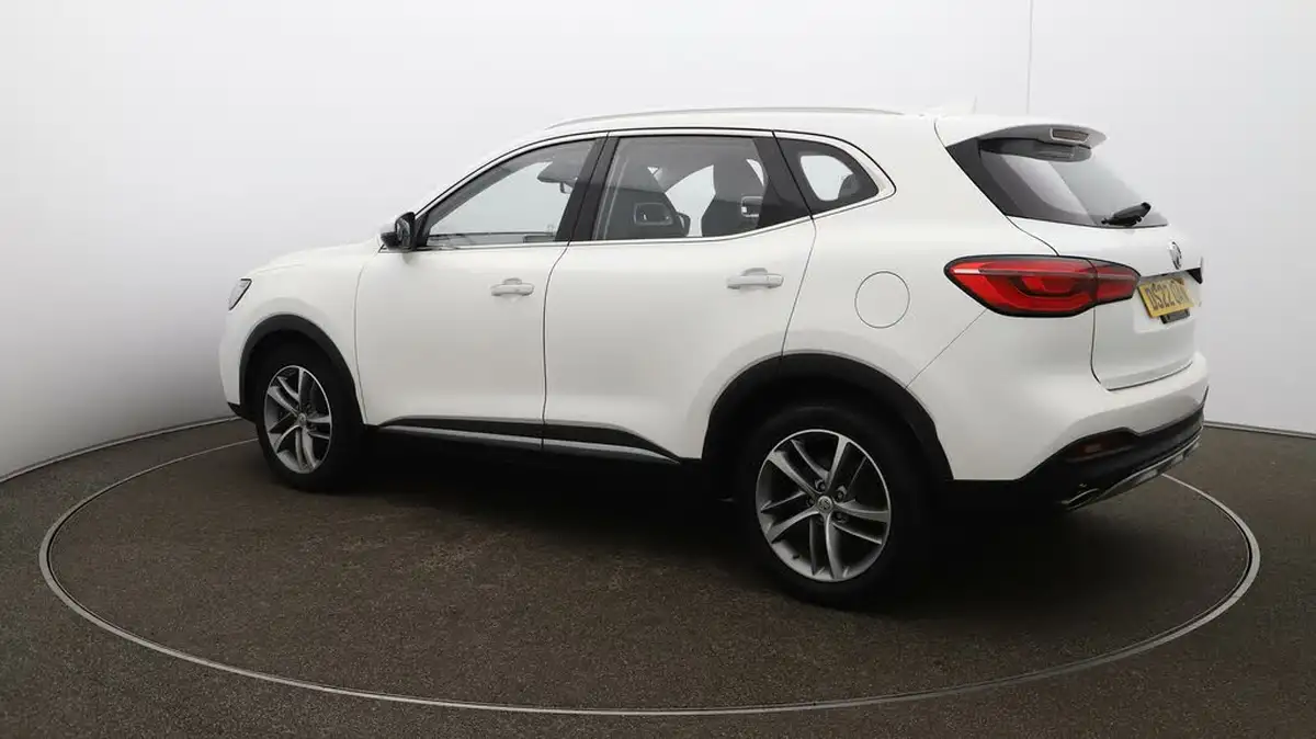 2022-mg-hs-15t-gdi-exclusive-162ps-dct-big-35