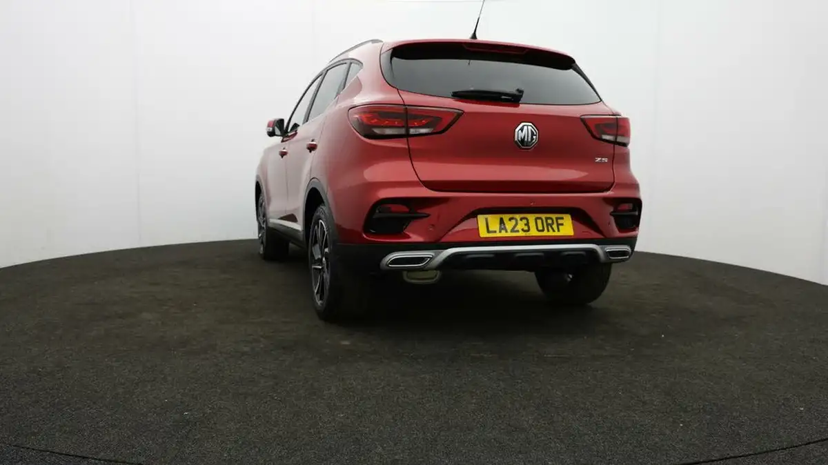2023-mg-zs-suv-15-vti-tech-exclusive-big-77