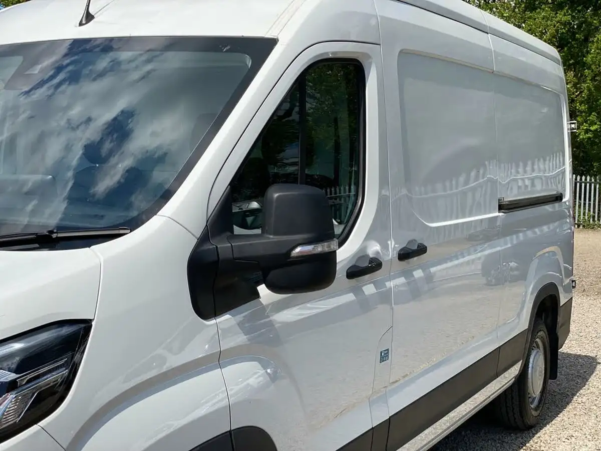 2023-maxus-deliver-9-big-29